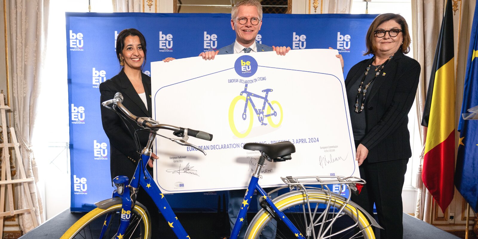 From left to right: Karima DELLI (Chair of the Committee on Transport and Tourism, European Parliament), Georges GILKINET (Deputy Prime Minister and Minister for Mobility, Belgium), Adina-Ioana VĂLEAN (European Commissioner for Transport) | © European Union