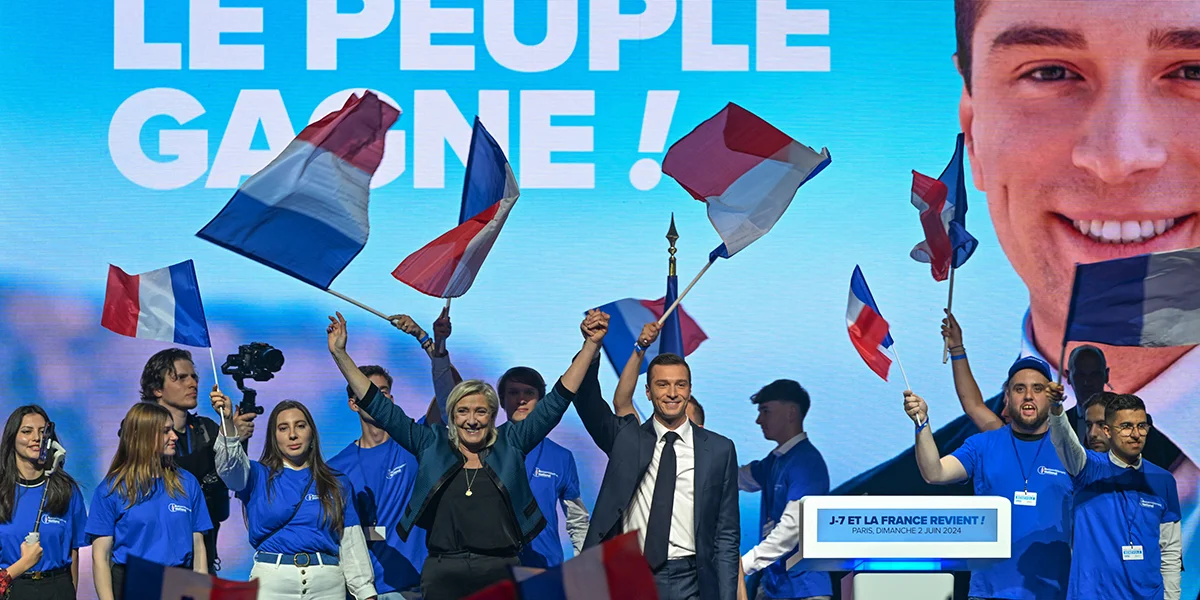 Leschte Walowend mam Marine Le Pen a Jordan Bardella | © picture alliance / NurPhoto | Artur Widak