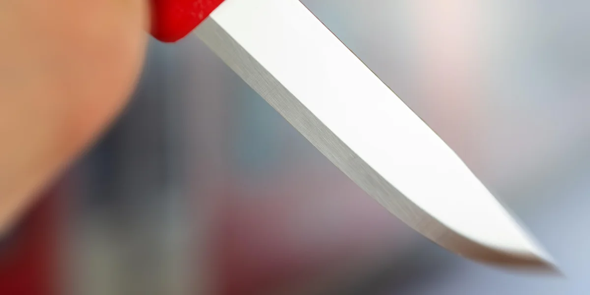 Messerpickerei zu Solingen:  Zwee Männer missten noutoperéiert ginn | © picture alliance / CHROMORANGE | Udo Herrmann