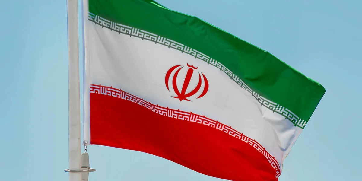 Op mannst 70 Schülerinne bei Loftugrëff am Iran em d'Liewe komm