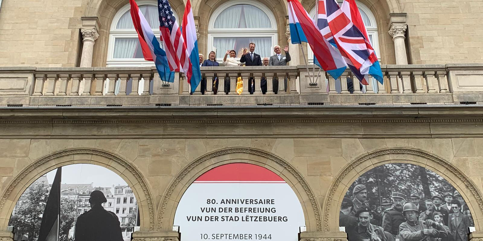 D'Feierlechkeeten um Balkon vum Cercle Cité. | © Eric Ewald