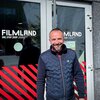 Wéi gesäit e moderne Filmstudio aus?