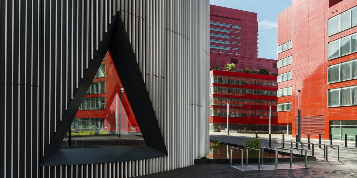 D'Aarbechtsinspektioun ITM ass als Kontrollinstanz op der uni.lu intervenéiert | © Daniel Schoenen
