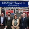 Éischten zweesproochege Panneau op der Escher Gare | © Kulturministère