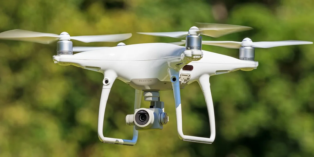 Neien Aktiounsplang – Regierung wëllt virun Dronenugrëff schützen | © Bigstock