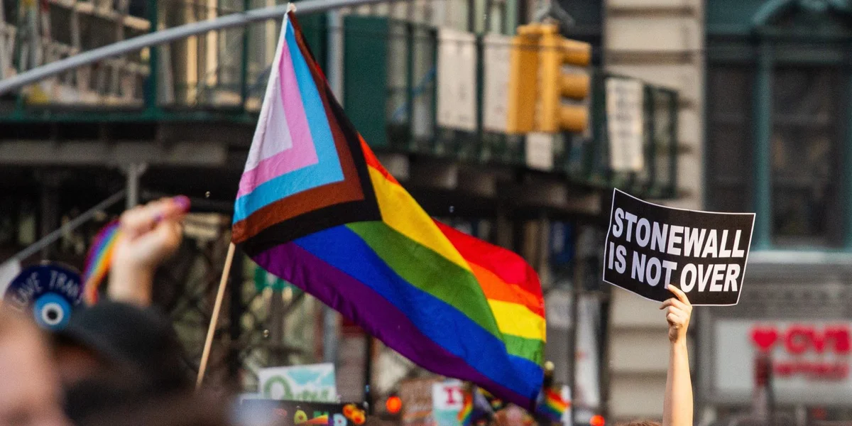 Rosa Lëtzebuerg: Et feelt u politeschen Aktiounen an der Santé | © picture alliance / NurPhoto | Erin Lefevre