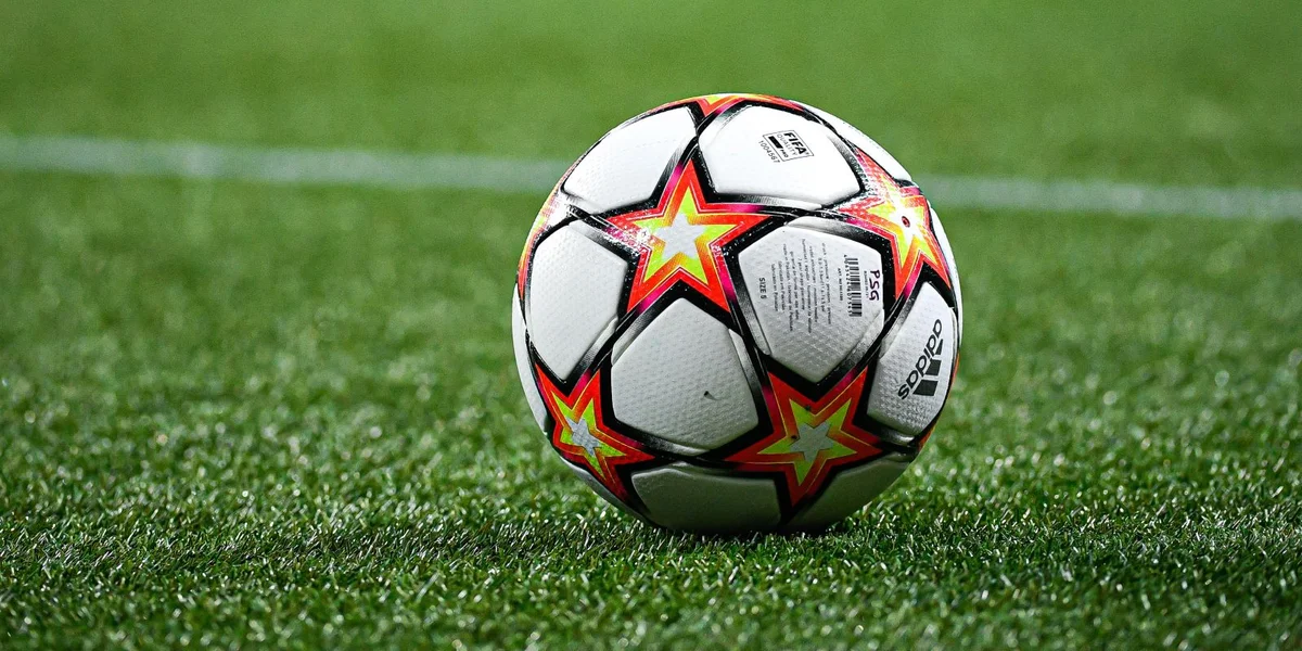 Salairen net bezuelt: Futtballclub vun Hesper muss 20.000 Euro Strof bezuelen  | © Adobe Stock