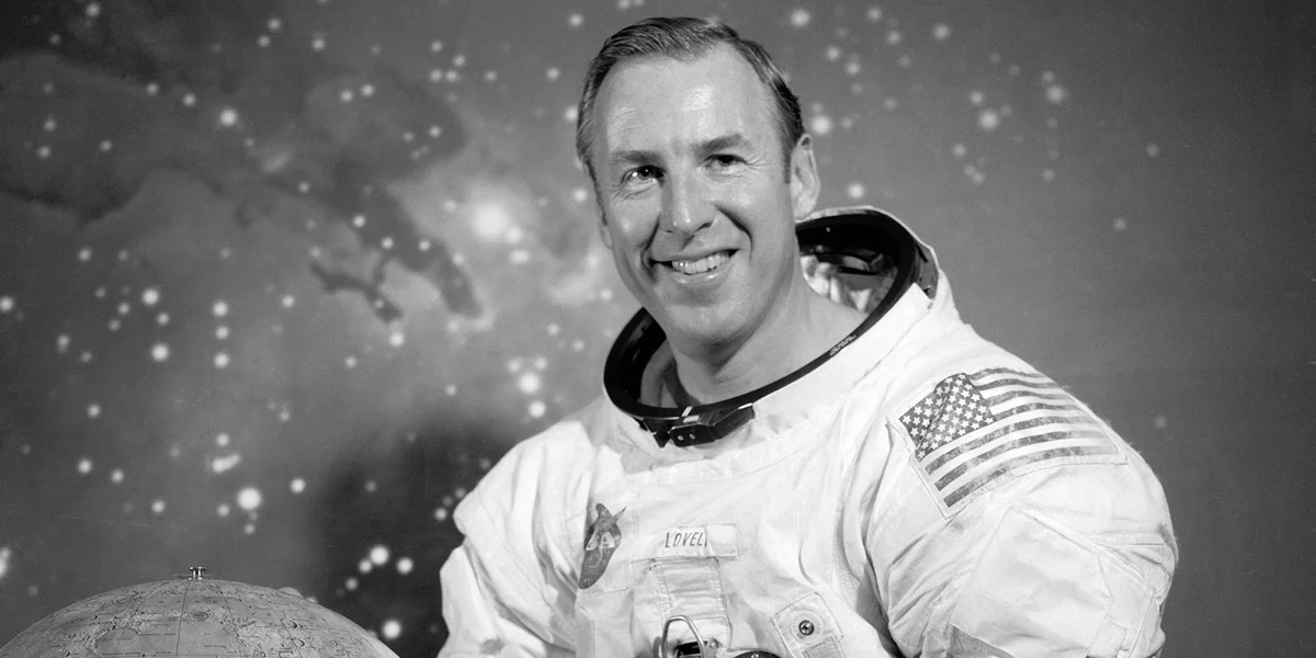 Fréieren Apollo-13-Astronaut Jim Lovell ass dout