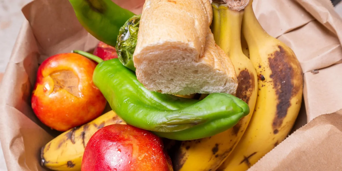 Bëtz vu Liewensmëttel: ASBL Foodsharing feelt et u politeschem Wëllen | © picture alliance / CHROMORANGE | Andreas Poertner