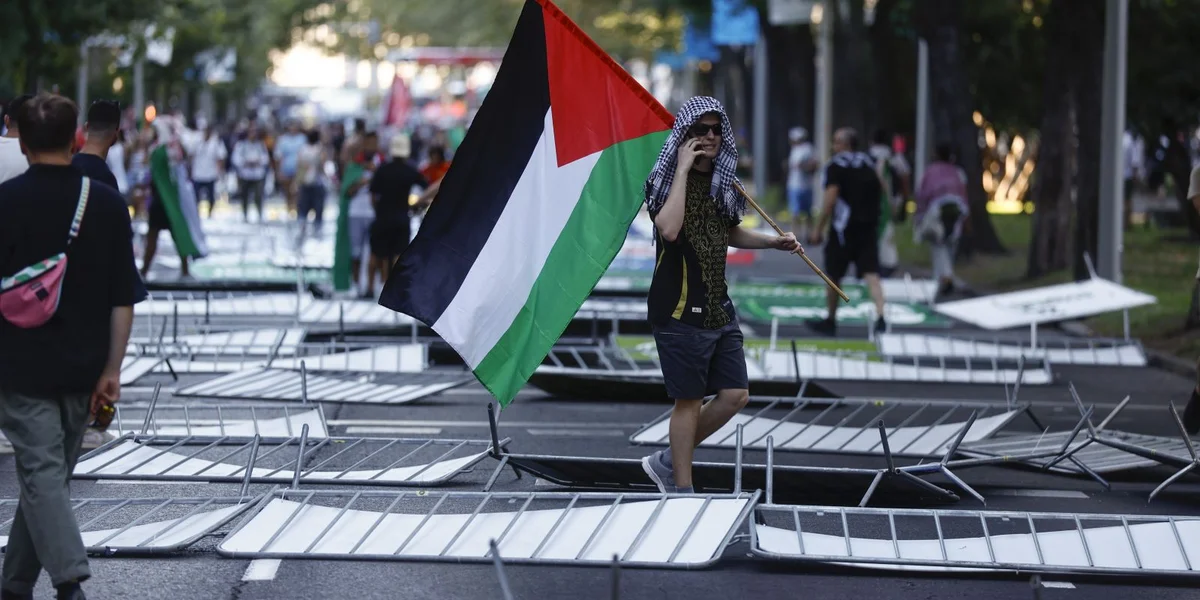 Spuenesche Premier bewonnert d'Zivilgesellschaft - D'Organisateure si rosen | © EPA/Rodrigo Jimenez