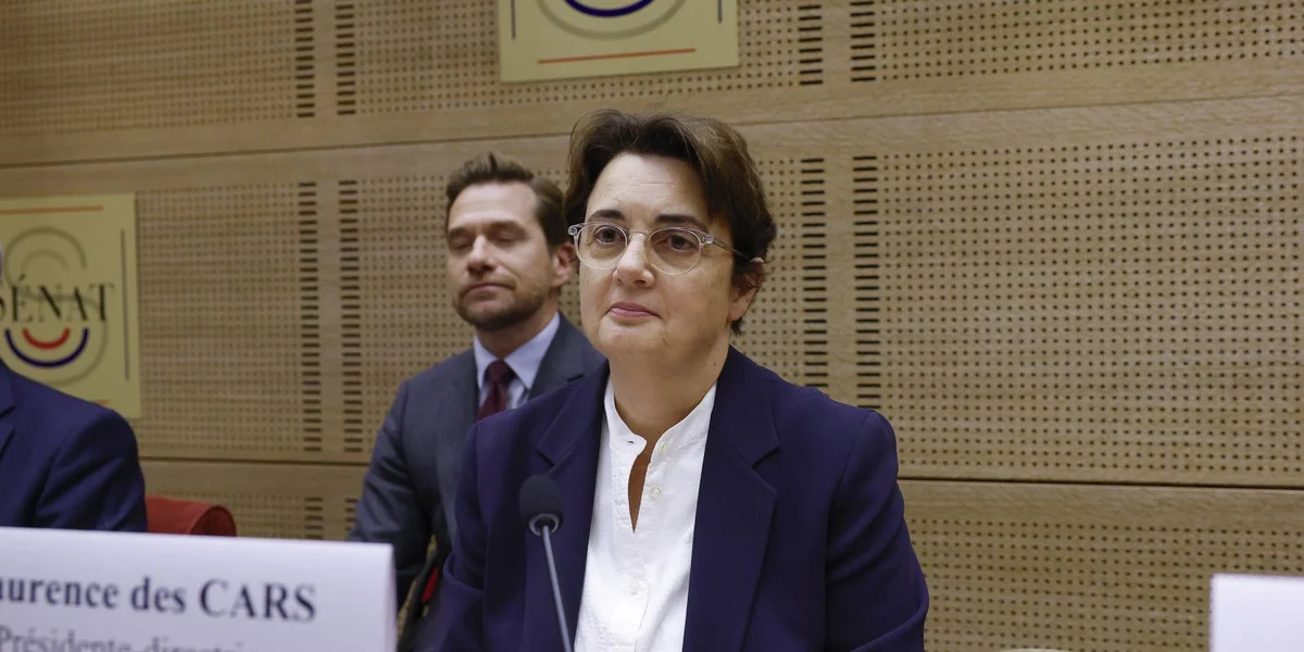 Louvre-Direktesch krut Demissioun refuséiert | © EPA/YOAN VALAT