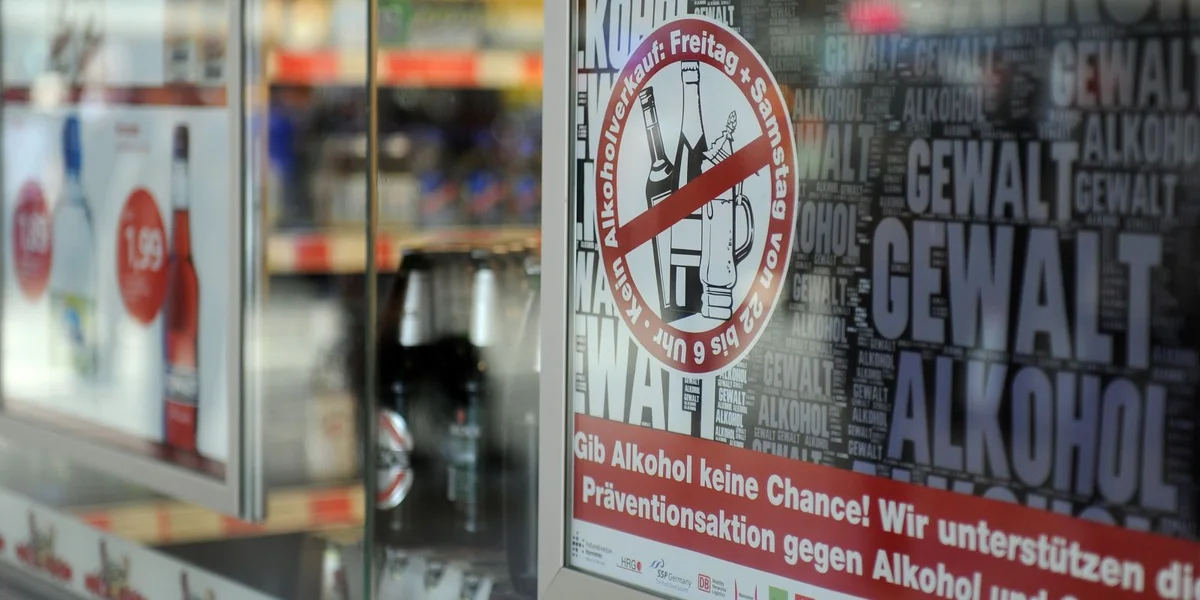 Pilotprojet Hannover: Dräi Méint laang sollen d’Geschäfter op der Gare Freides a Samschdes keen Alkohol tëschent 10 Auer owes a 6 Auer moies verkafen | © picture alliance / dpa | Caroline Seidel