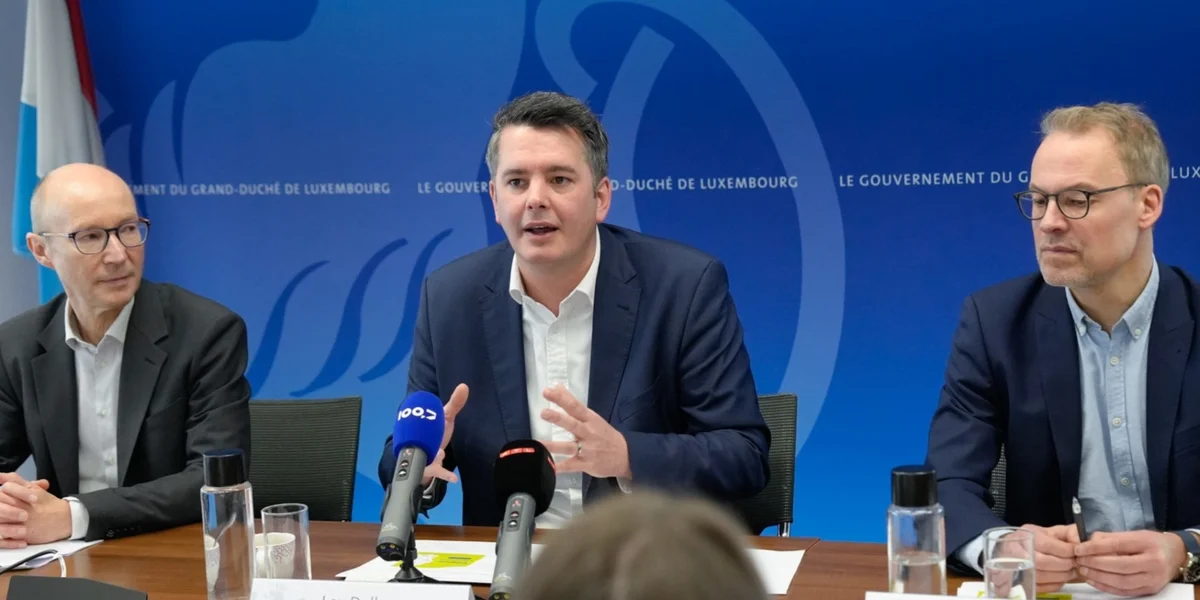 Nei Stroumpräisser: Regierung leet 150 Milliounen Euro als Bäihëllef bäi | © MECO