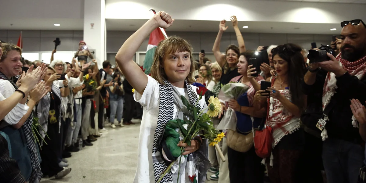 Greta Thunberg | © EPA/YANNIS KOLESIDIS