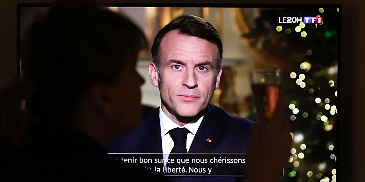 Neijoerschusprooch vum Emmanuel Macron  | © EPA/SEBASTIEN NOGIER