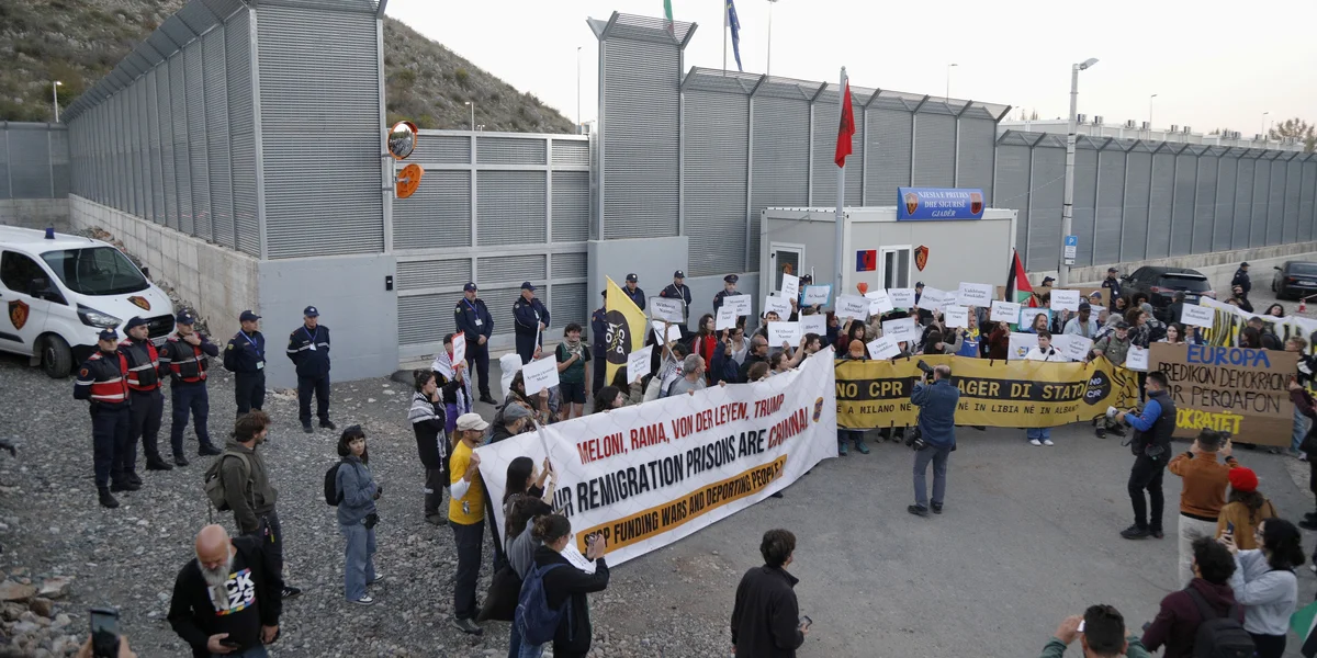 Flüchtlingsorganisatioune gesinn neien Asylpakt kritesch, gi Grondrechter a Fro gestallt?  | © EPA/MALTON DIBRA