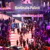 Berlinale: Den Optakt | © EPA/CLEMENS BILAN