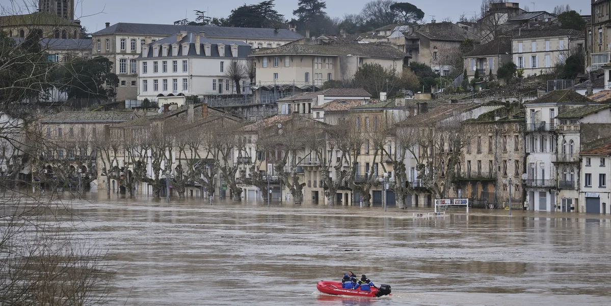 © EPA/GUILLAUME PINON
