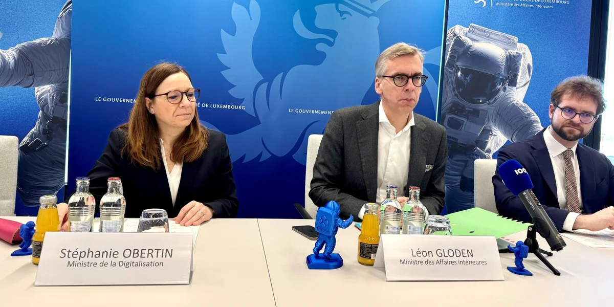 Méi séier Zesummenaarbecht tëschent Gemengen a Staat duerch nei Online-Plattform