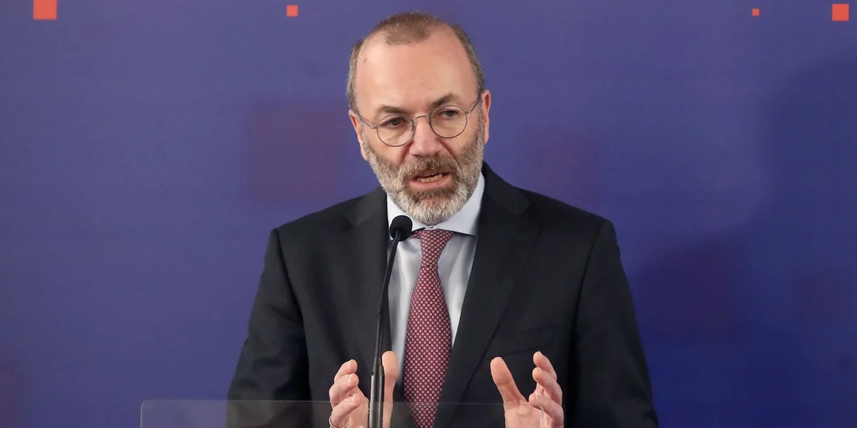 Schaarf Kritik u gemeinsamer Gesetzespropos vu konservativer EVP a rietse Parteien  | © EPA/ANTONIO BAT