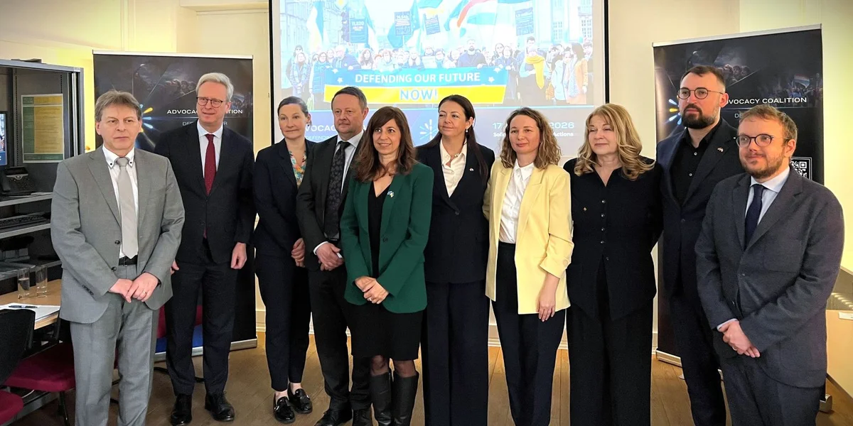 De Krich an der Ukrain net vergiessen: LUkraine presentéiert Initiativ  | © Pit Beffort