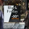 All drëtten Online-Shop fuddelt mat Remisen um Black Friday | © EPA/SEBASTIEN NOGIER