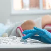 Sterilisatioun bei Fraen - Trotz Gratuitéit nach ëmmer gréisser Barriären | © Adobe Stock