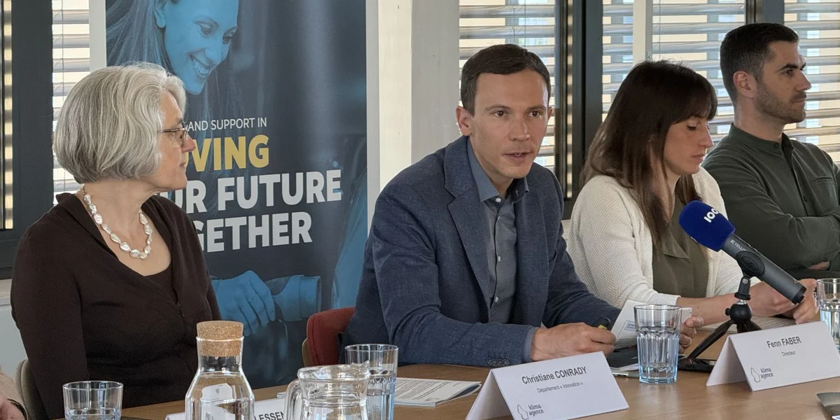 PV-Anlage komme gutt un - Beim Hëtzen doheem gëtt et nach Loft no uewen | © Klima-Agence