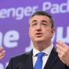 “Eng Rees - ee Billjee”: D'EU wëll international Zuch-Reese méi einfach maachen  | © EPA/OLIVIER HOSLET
