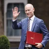 Trotz Regierungsëmbau: Den neie brittesche Premier gesäit kee Grond fir Neiwalen | © EPA/TOLGA AKMEN