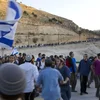 Israeelesch Siidler blockéiere weiderhin d'Duerf Kusra am Westjordanland  | ©  EPA/JIM HOLLANDER