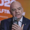 D’UEFA wëllt de FIFA-President Gianni Infantino verkloen | © EPA/SARAH YENESEL