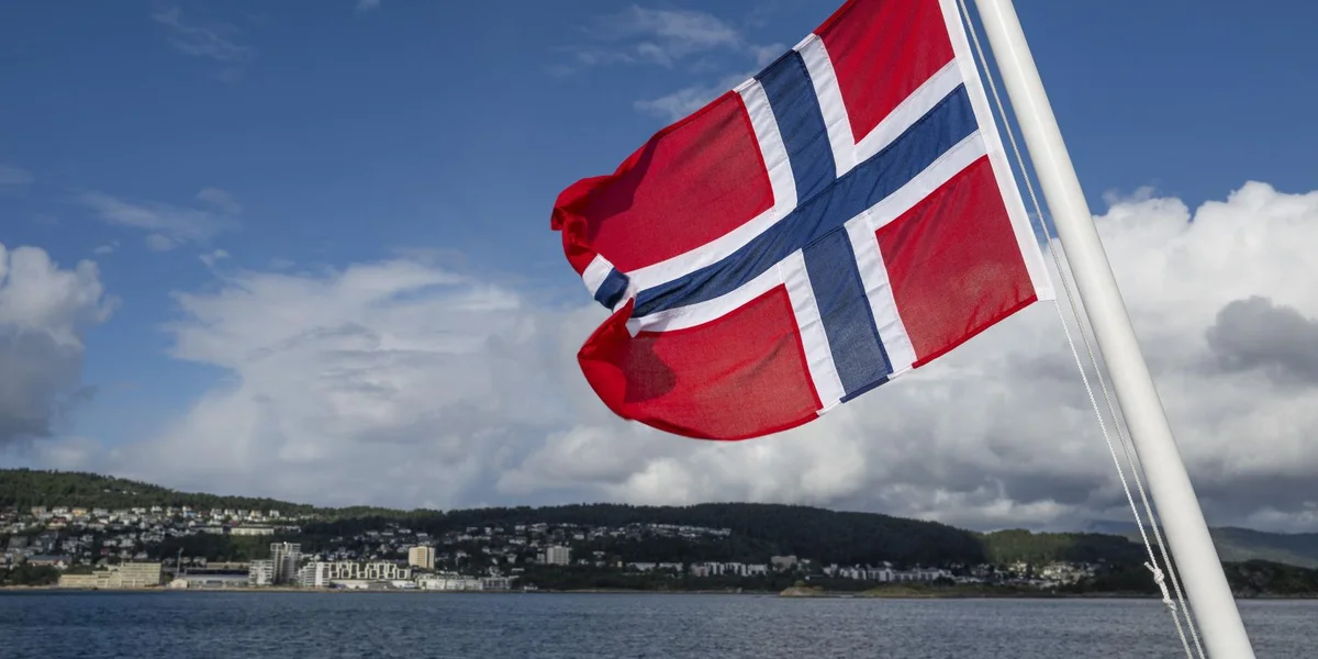 Norwegen beschlagnaamt russescht Croisière-Schëff an der Arktis | © picture alliance / imageBROKER | Olaf Krüger